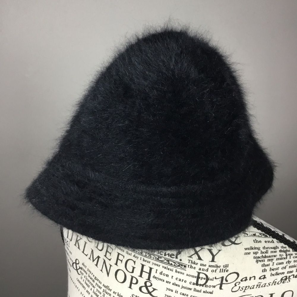 Black furry bucket hat 30% angora rabbit hair 2% wool classy classic